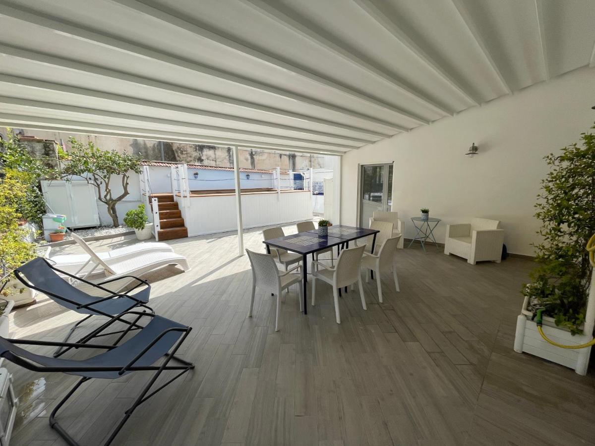 Villa Spring Apartments Meta Exterior foto